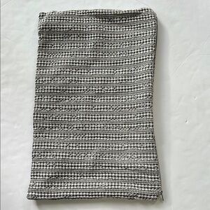 Pottery Barn Gray Ribbed Pencil Accent Pillowcase